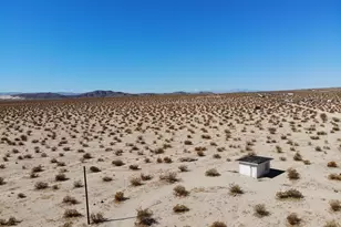 2424 Maize Rd, 29 Palms, CA 92277 - Photo 9