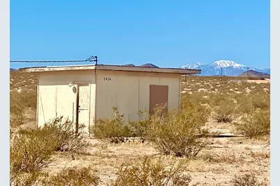 2424 Maize Road, 29 Palms, CA 92277 - Photo 5