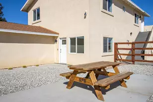 61786 Desert Air Rd, Joshua Tree, CA 92252 - Photo 9