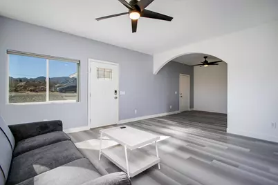 61786 Desert Air Road, Joshua Tree, CA 92252 - Photo 11