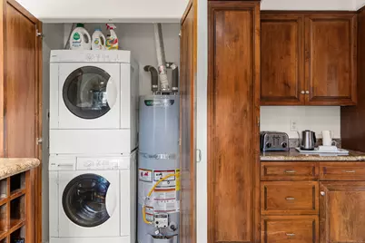 2917 Cervantes Court, Palm Springs, CA 92264 - Photo 13