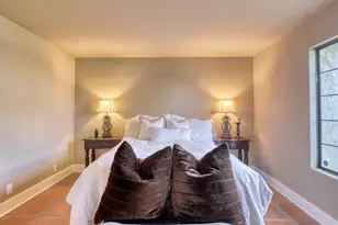 2001 E Camino Parocela, Palm Springs, CA 92264 - Photo 29