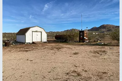 5457 Larrea Road, Johnson Valley, CA 92285 - Photo 9