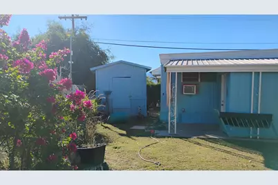 80870 California 111 #11, Indio, CA 92201 - Photo 3