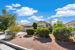 39865 Sweetwater Dr, Palm Desert, CA 92211 - Photo 5