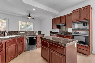 79859 Amora Drive, La Quinta, CA 92253 - Photo 11