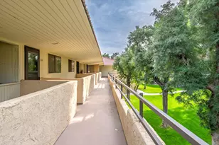 2821 W Los Felices Circle W, Palm Springs, CA 92262 - Photo 15