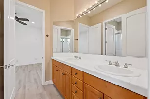 7 Hillcrest Dr, Palm Desert, CA 92260 - Photo 29