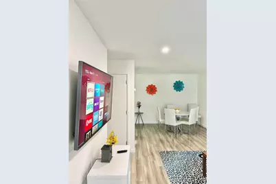 575 N Villa Court #105, Palm Springs, CA 92262 - Photo 3