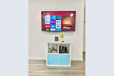 575 N Villa Court #105, Palm Springs, CA 92262 - Photo 5