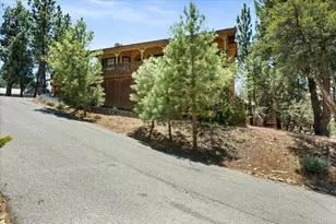 1304 Malabar Way, Big Bear City, CA 92314 - Photo 25