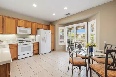 78638 Hampshire Avenue, Palm Desert, CA 92211 - Photo 17