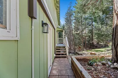 27282 Bernina Drive, Lake Arrowhead, CA 92352 - Photo 9