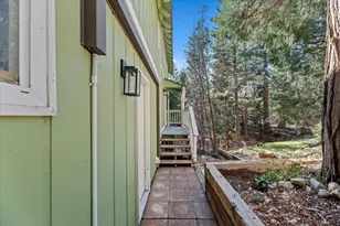 27282 Bernina Dr, Lake Arrowhead, CA 92352 - Photo 9