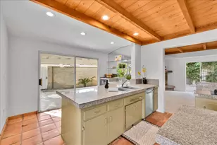 38207 Paradise Way, Cathedral City, CA 92234 - Photo 9