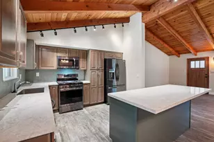 25430 Palomar Rd, Idyllwild, CA 92549 - Photo 13