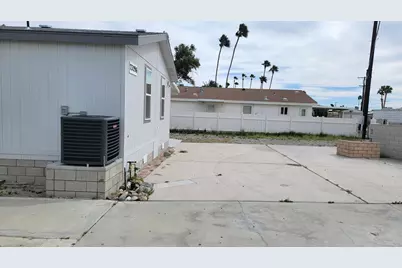 73296 Broadmoor Drive, Thousand Palms, CA 92276 - Photo 17