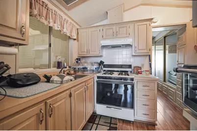 70200 Dillon Road #180, Desert Hot Springs, CA 92241 - Photo 13