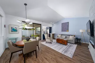 2501 N Indian Canyon Dr, Palm Springs, CA 92262 - Photo 11