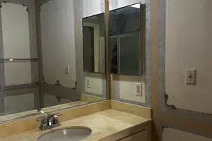 2466 E Oakcrest Dr, Palm Springs, CA 92264 - Photo 15