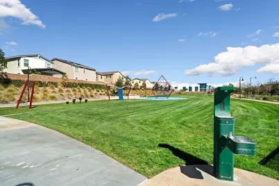 16650 Wyndham Lane #4, Fontana, CA 92336 - Photo 33