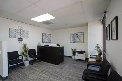 2825 E Tahquitz Canyon Way E, Palm Springs, CA 92262 - Photo 47