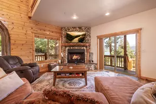 39737 Flicker Rd, Fawnskin, CA 92333 - Photo 11