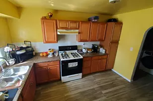 831 W George St, Banning, CA 92220 - Photo 9