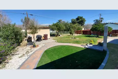 831 W George Street, Banning, CA 92220 - Photo 27