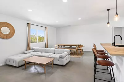 2071 Border Avenue, Joshua Tree, CA 92252 - Photo 17
