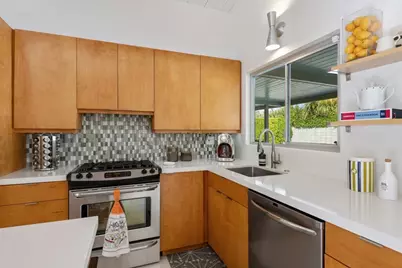 282 N Orchid Tree Lane, Palm Springs, CA 92262 - Photo 13