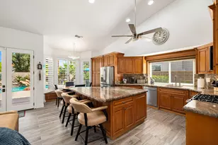 374 Links Dr, Palm Desert, CA 92211 - Photo 25