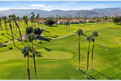 218 Desert Falls Drive E, Palm Desert, CA 92211 - Photo 31