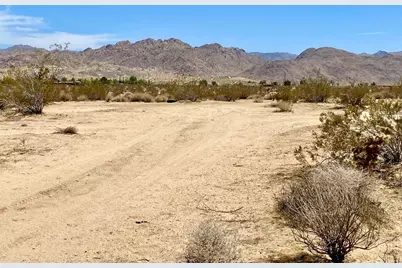 117 Border Road, Joshua Tree, CA 92252 - Photo 3