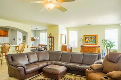 39380 Beringer Drive, Murrieta, CA 92563 - Photo 11