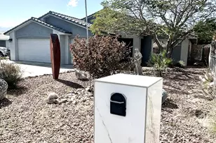 15041 Via Quedo, Desert Hot Springs, CA 92240 - Photo 9