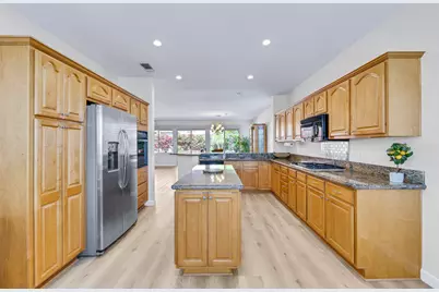 78370 Gray Hawk Drive, Palm Desert, CA 92211 - Photo 13