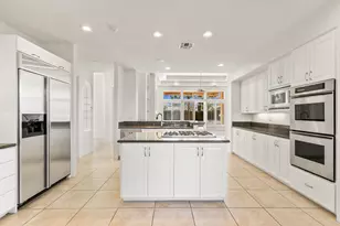 14 Collegiate Cir, Rancho Mirage, CA 92270 - Photo 17