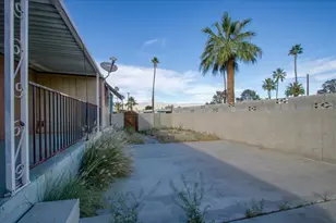 32561 San Miguelito Dr, Thousand Palms, CA 92276 - Photo 39