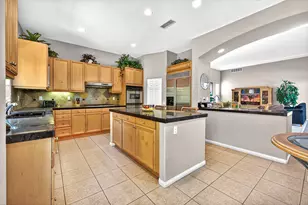 74 Rocio Ct, Palm Desert, CA 92260 - Photo 3