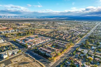 470 S Calle Encilia #B14, Palm Springs, CA 92262 - Photo 31