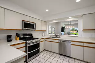 270 Vista Royale Cir E, Palm Desert, CA 92211 - Photo 13