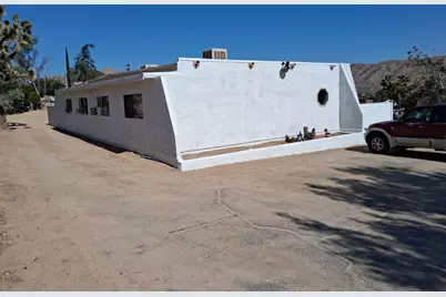 7772 Jemez Trail, Yucca Valley, CA 92284 - Photo 17