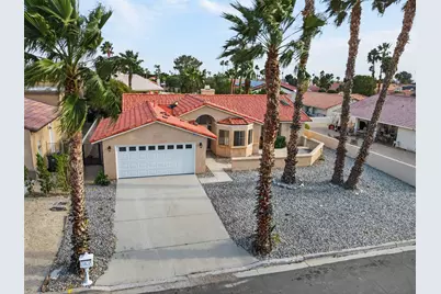 9621 Siwanoy Drive, Desert Hot Springs, CA 92240 - Photo 3