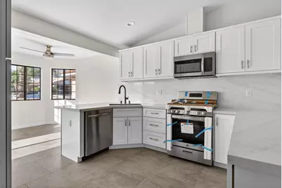 9621 Siwanoy Drive, Desert Hot Springs, CA 92240 - Photo 21