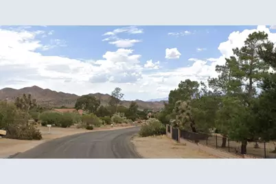 58206 Juarez Drive, Yucca Valley, CA 92284 - Photo 3