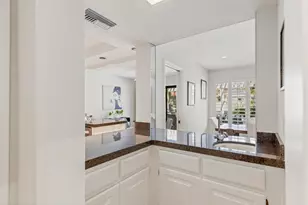 38 Tennis Club Dr, Rancho Mirage, CA 92270 - Photo 11