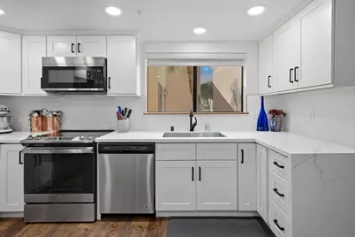 1655 S Beverly #A, Palm Springs, CA 92264 - Photo 11