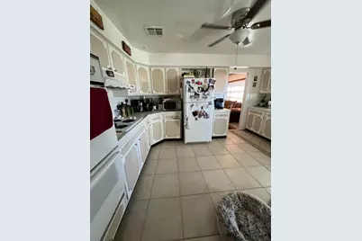 11725 Ambrosio Drive, Desert Hot Springs, CA 92240 - Photo 5