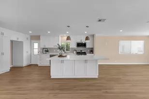 39163 Warm Springs Dr, Palm Desert, CA 92260 - Photo 15